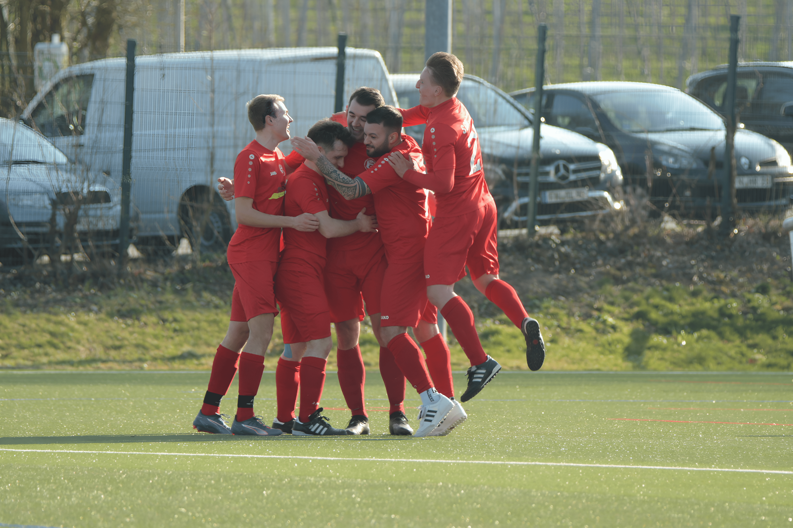 Hart erkämpfter Heimsieg in einem unterhaltsamen Derby