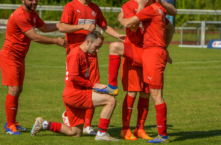 Dramatischer Erfolg in einem hart umkämpften Spiel